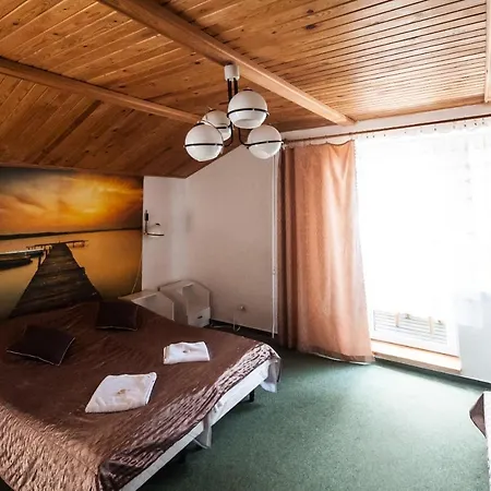 Goscinne Korsarz - Przy Trasie Rowerowej R10 - Posiadamy Monitorowana I Zamykana Na Noc Wiate Do Przechowania Rowerow 3*