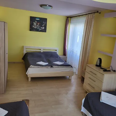 Bed & Breakfast Goscinne Korsarz - Przy Trasie Rowerowej R10