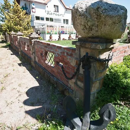 Goscinne Korsarz - Przy Trasie Rowerowej R10 Ustka