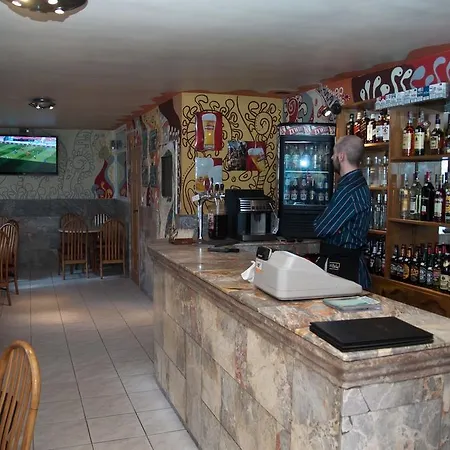 Alojamento de Acomodação e Pequeno-almoço Goscinne Korsarz - Przy Trasie Rowerowej R10 Ustka