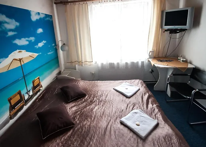 Goscinne Korsarz - Przy Trasie Rowerowej R10 3* ウストカ